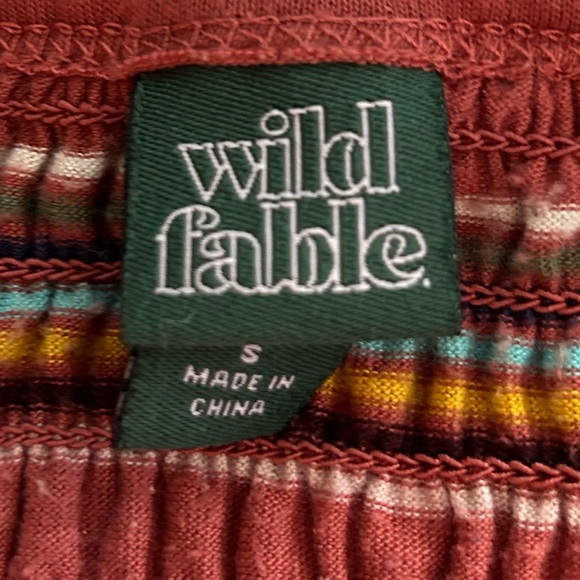 WILD FABLE SMALL STRETCHY STRIPED TSHIRT - Picture 3 of 3